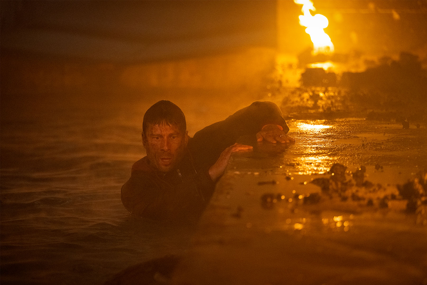 _0018_THE RUNNING MAN TRM_10542K