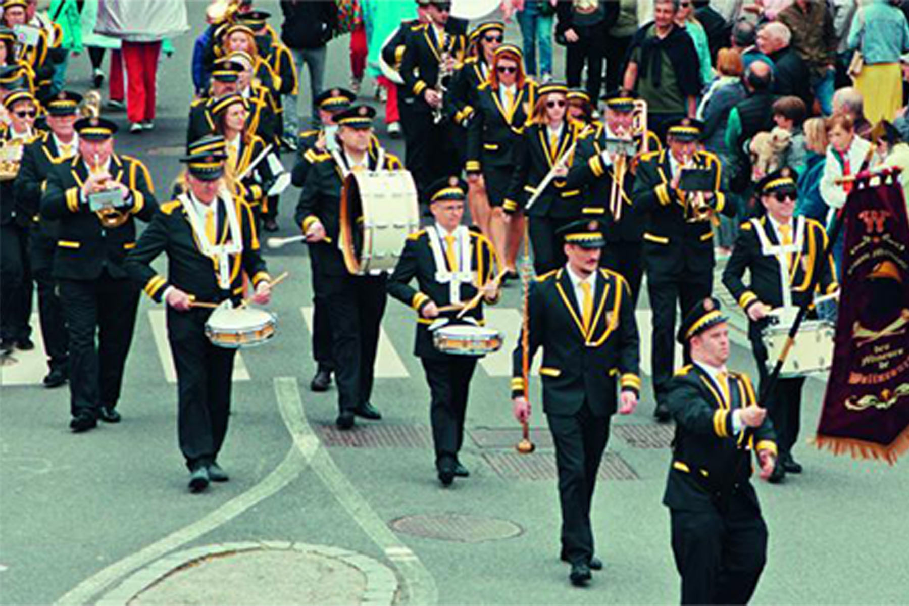 _0084_MY BROTHER'S BAND - 05 - ensemble_ ©PalaceFilms